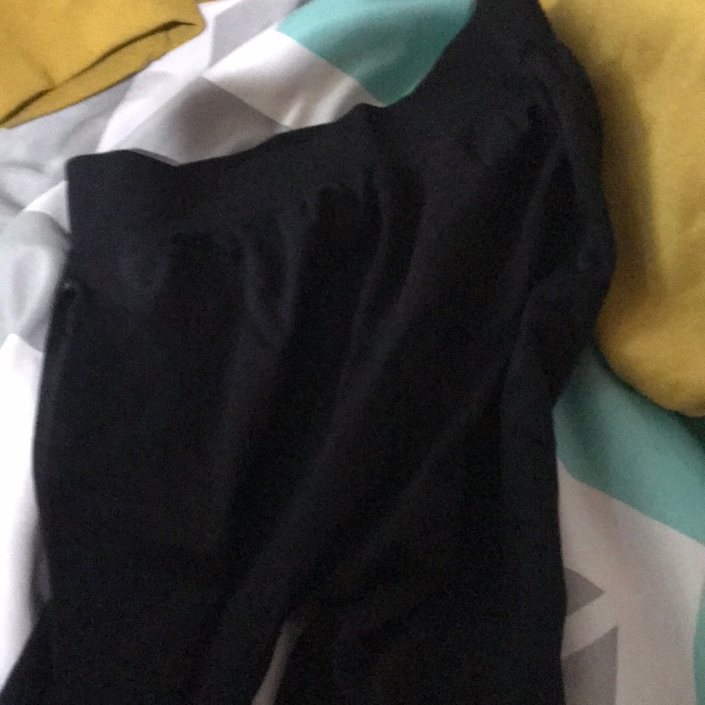 Black leggings